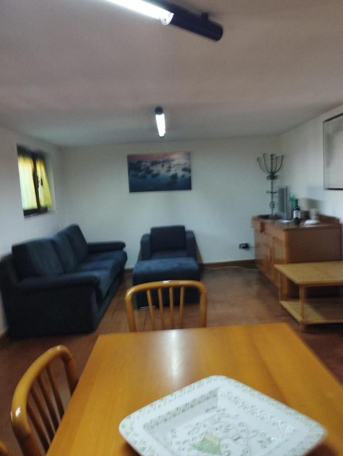 Casa Vacanze Cettina Home 3 Mt 50 Dal Mare Terra Mala Екстериор снимка